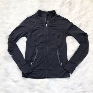 Lululemon jacket sz 6